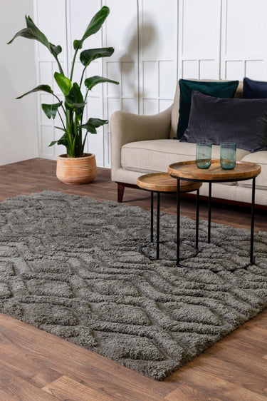 Asiatic London Harrison Charcoal Living Diamond Shaped Super Grey Handmade Shaggy Geometric Rug - Medium 120x170 cm (4'x5'6")