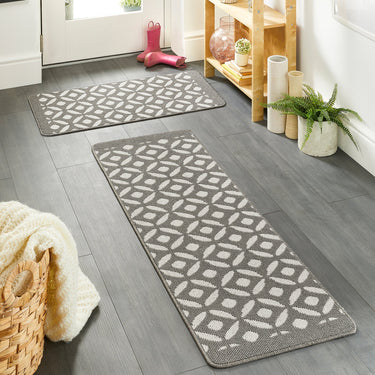 My Stain Resistant Crescent Pattern Silver Washable Non-Slip Polypropylene Geometric Hallway Runner Rug - 50x80 cm (1'8"x2'7")