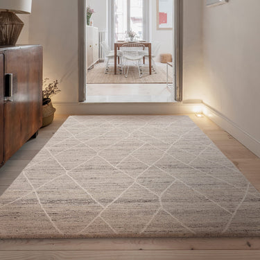 Noah Bohomian Moroccan Berber Abstract Wool Rug in Silver Grey - Medium 120x170 cm (4'x5'6")