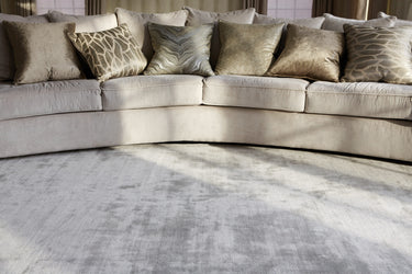 Katherine Carnaby Chrome Hand Made Rug Modern Plain Viscose Silky Shiny Luxurious Silver Rug - Medium 120x180 cm (4'x6')