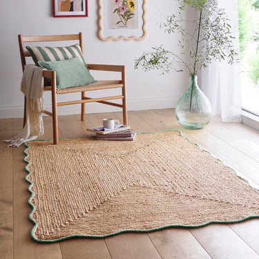 Origins Jute Natural Hand Made Stitched Scalloped Edge Green Rug or Hallway Runner - Medium 120x170 cm (4'x5'6")