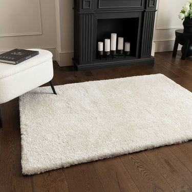 Asiatic London Opulence Ivory Luxurious Shine Fluffy Soft Tufted Cotton Shaggy Textured Rug - Small 80x150 cm (2'6"x5')