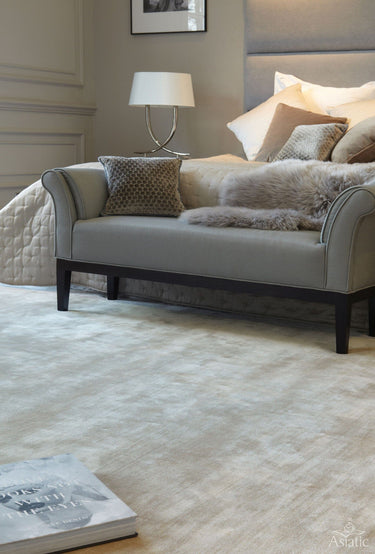 Chrome Hand Made Rug Modern Plain Viscose Silky Shiny Luxurious Pearl Cream Rug - Medium 120x180 cm (4'x6')