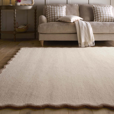 Origins Scalloped Border Elsie Tufted Natural Brown Wool Bordered Hallway Runner Rug - Large 160x230 cm (5'3"x7'7")
