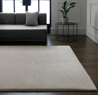 Asiatic London Como Ultra Soft Silky High Shine Velvety Silver Jute Shaggy Textured Rug - Small 80x150 cm (2'6"x5')