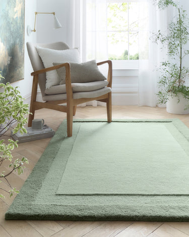 Stacked Border Soft Green Modern Wool Rug - Medium 120x170 cm (4'x5'6")