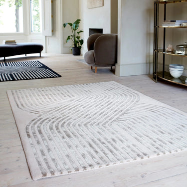 Asiatic London Matrix Solstice MAX99 Viscosesoft Silky Ivory White Hand-Carved Wool Abstract Rug - Medium 120x170 cm (4'x5'6")
