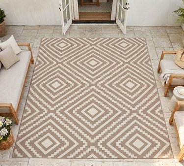 Terrace Diamond Natural Indoor Outdoor Polypropylene Geometric Rug - Small 80x150 cm (2'6"x5')
