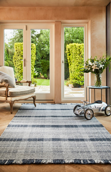 Phoenox Origins Highland Check Navy Blue Hand-Woven Geometric Checked Tartan Hallway Runner Rug - Navy - Runner 67x200 cm (2'2"x6'7")