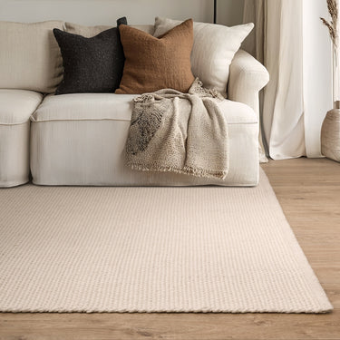 Finley Plain Hand Made Wool Polyester Organic Textured Modern Ivory Rug - Large 160x230 cm (5'3"x7'7")
