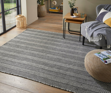 Cotswold Natural Flatweave Hand Woven Braided Wool COTW03 Black White Rug by Concept Looms - Large 152x226 cm (4'11"x7'7")