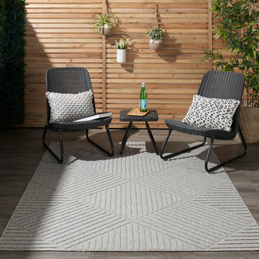 By Cozumel CZM05 Stripes 3D Light Grey Hand-Carved Polypropylene Abstract Geometric Rug - Medium 122x183 cm (4'x6')