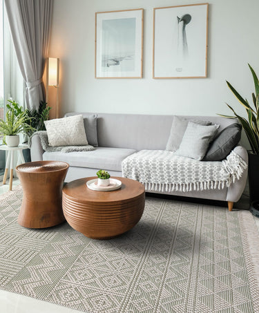 Anya ANR01 Rug Hand Made Wool Geometric Traditional Modern Bohomian Tribal Fringed Rug in Ivory Mint - Medium 120x170 cm (4'x5'6")