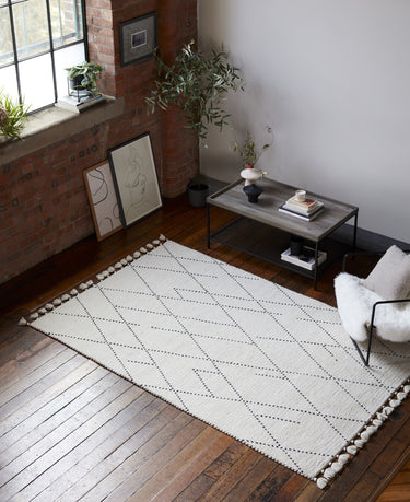Nepal Cream Black Linear Bohomian Berber Hand Woven Wool Fringed Rug - Medium 120x170 cm (4'x5'6")