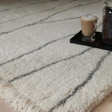 Asiatic London Azera Lineal Tribal Tufted Cream White Washable Wool Shaggy Berber Rug