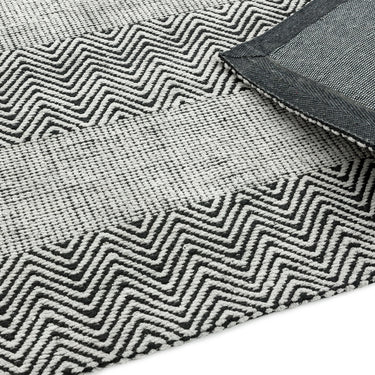 Ives Hand Woven Chenille Flatweave Natural Waves Heringbone Striped Rug in Grey