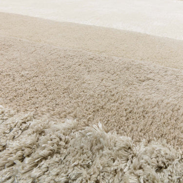 Asiatic London Halo Calico Oval Tufted Ombre Beige Natural Hand-Carved Wool Viscose Bordered Rug