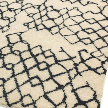 Amira AM07 Hand Made Moroccan Berber Abstract Rug in Monochrome
