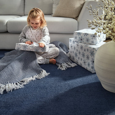 Origins Reef Modern Plain Quality Rug in Navy
