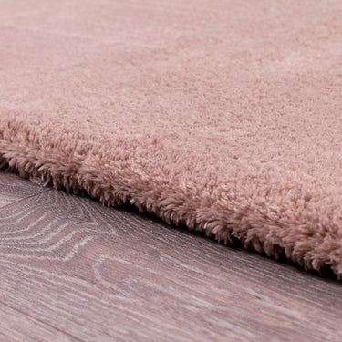 Lulu Plain Extra Soft Shaggy Rug in Mink