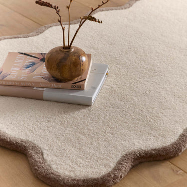 Origins Scalloped Border Elsie Tufted Natural Brown Wool Bordered Hallway Runner Rug
