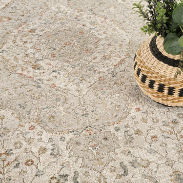 Comila COM101 Classic Design Ivory Traditional Floral Bordered Medallion Rug