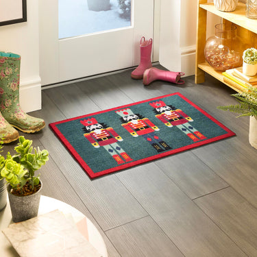 My Nylon Pattern Nutcracker Washable Non-Slip Traditional Bordered Doormat 50x75 cm