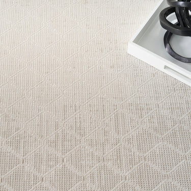 Grand Street GRN01 Shimmer Ivory By Geometric Modern Soft Rug