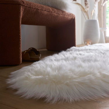 Origins Genuine Animal Fur Soft Natural Cream Wool Sheepskin Shaggy Textured Rug