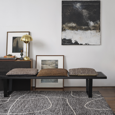 Mason Linear Abstract Modern Rug in Black Cream