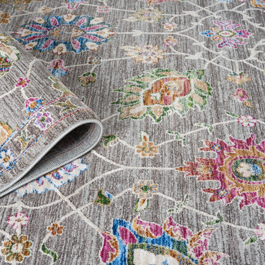 Soujorn Wold Modern Traditional Vintage Floral Rug, Runner in Multi