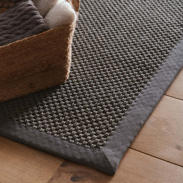 Origins Sisal Border Hand Made Rug Modern Natural Jute Rug in Dark Grey with Grey Border