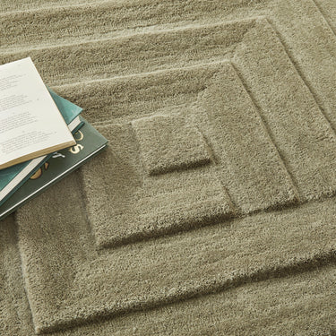 Origin Maze Rug Soft Wool Linear Geometric Rug in Olive Green Extra Large Size 200x290 cm