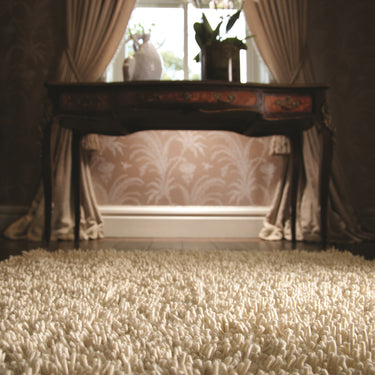 Imperial Luxury Shaggy Hand Woven Wool Rug in Ivory