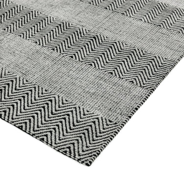 Ives Hand Woven Chenille Flatweave Natural Waves Heringbone Striped Rug in Grey