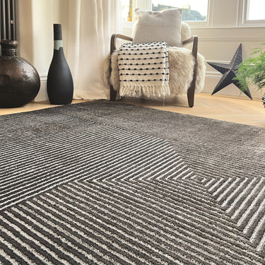 Origins Pyramid Rug Geometric Tufted Modern Soft Silky Rug