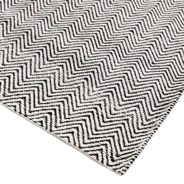 Ives Handmade Modern Herringbone Sisal Flatweave Hallway Rug Runner in 66 x 200 cm (2'1''x6'6'')