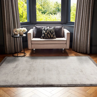Blade Border Plain Silky Hand Woven Viscose Rug in Silver with Grey Border - Medium 120x170 cm (4'x5'6")