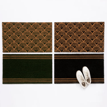 Printed Latex Backed Coir Black Scallop Doormat 45x75 cm