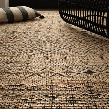 Asher Hand Woven Jute Cotton Tribal Pattern Natural Black Rug