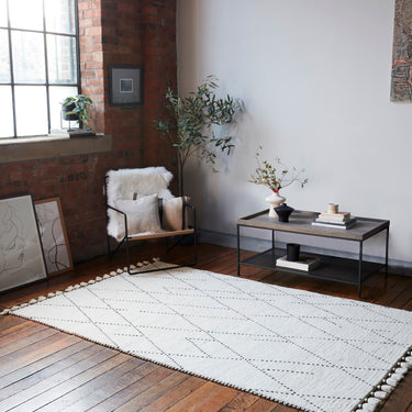 Nepal Cream Black Linear Bohomian Berber Hand Woven Wool Fringed Rug
