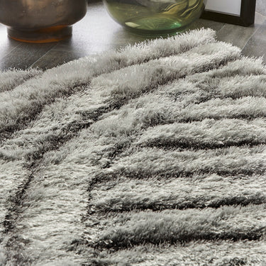 Origins Dallas Soft Thick Pile Silver Hand-Carved Shaggy Abstract Geometric Rug