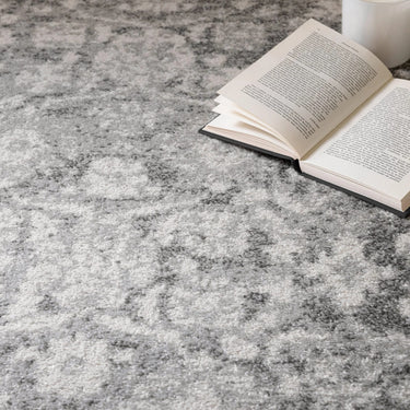Muse MU27 Heritage Grey Polypropylene Traditional Abstract Bordered Rug