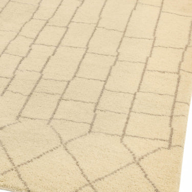 Amira AM05 Hand Made Moroccan Berber Rug in Beige Natural