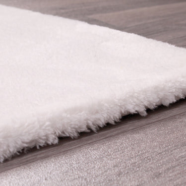 Lulu Plain Extra Soft Shaggy Rug in Ivory