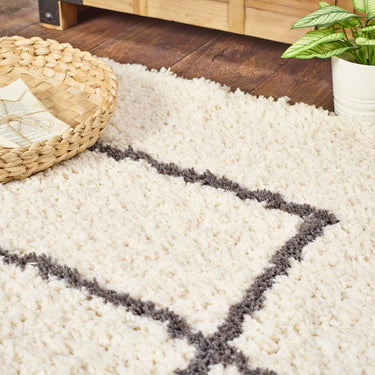 Origins Artisan Picasso Art Design Soft Shaggy White/Grey Rug