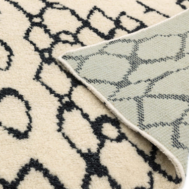 Amira AM07 Hand Made Moroccan Berber Abstract Rug in Monochrome
