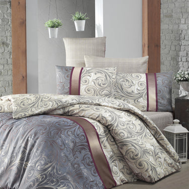 Victoria Quality Durable Soft Polycotton Luxury Elegance Duvet Cover Set with Pillowcases