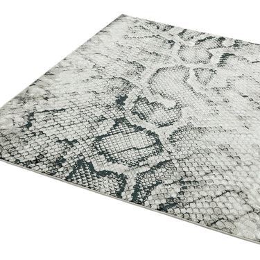 Quantum Snake Print QU03 High Shine Rug in Grey Silver