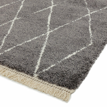 Rocco Diamond Moroccan Tribal Berber Fringed Shaggy Rug in Grey Cream Pink